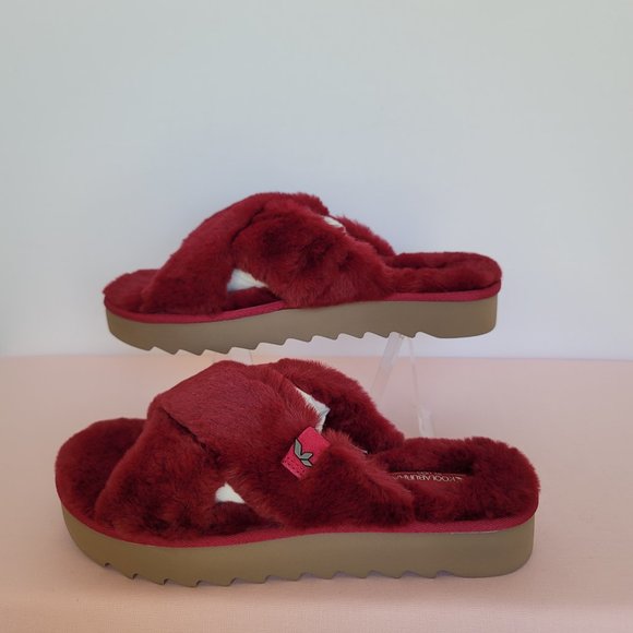 KOOLABURRA BY UGG Women’s Fuzz-It Faux-Fur Slipper Sandals-Berry color. Size 9M⭐ - Picture 11 of 15